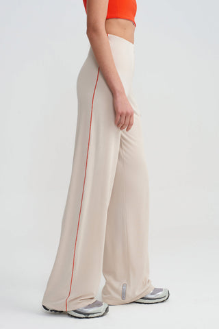 STUDIO PANTS - LATTE